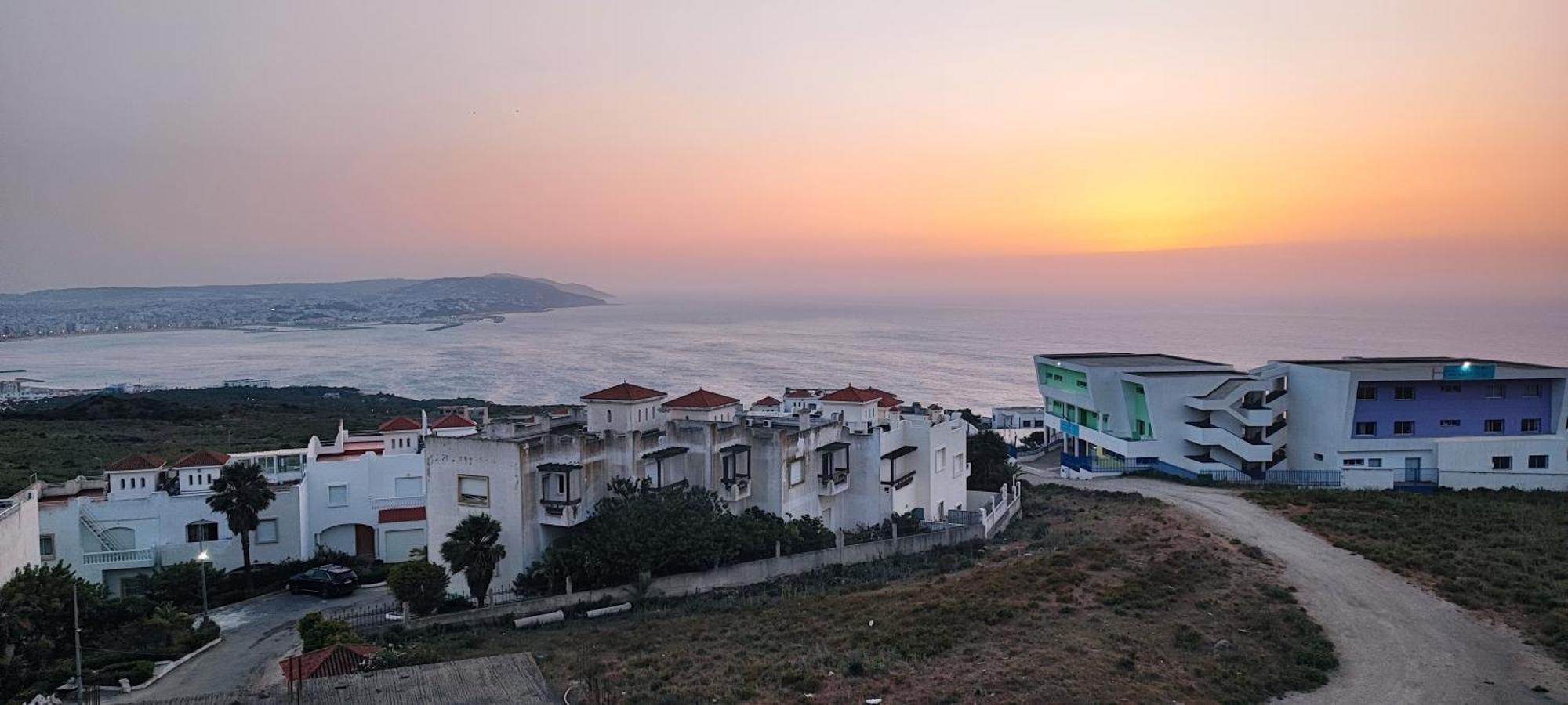 Magnifique Appartement De Standing A Tanger Avec Vue Sur Mer Et Acces Piscine Zewnętrze zdjęcie